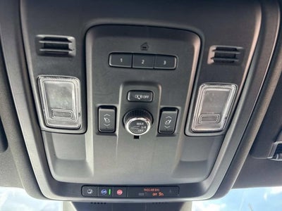 2023 Cadillac Escalade ESV Luxury