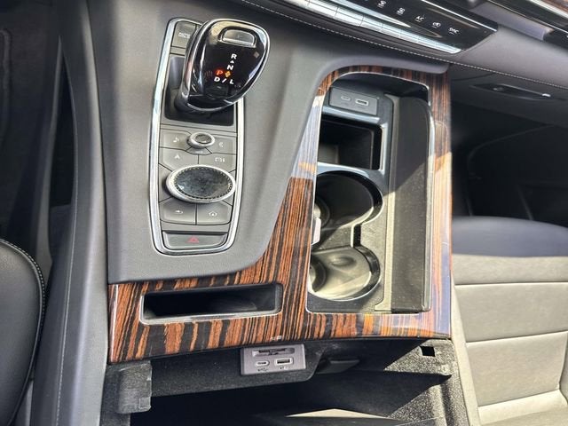 2023 Cadillac Escalade ESV Luxury