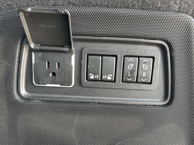 2021 Cadillac Escalade ESV Sport