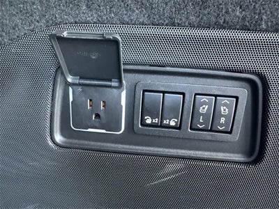 2022 Cadillac Escalade Luxury