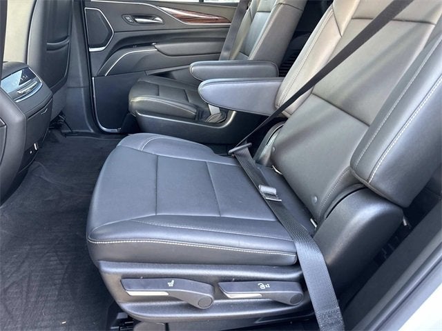 2022 Cadillac Escalade Luxury