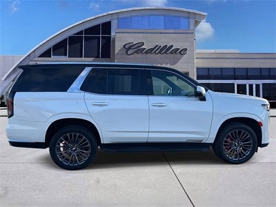 2022 Cadillac Escalade Luxury