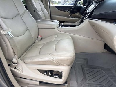 2019 Cadillac Escalade Luxury