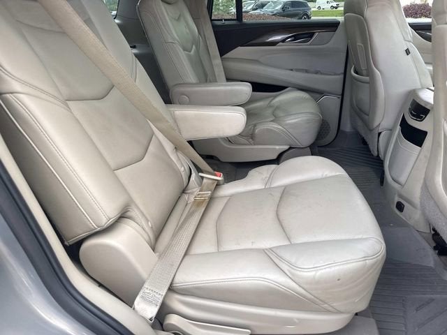 2019 Cadillac Escalade Luxury