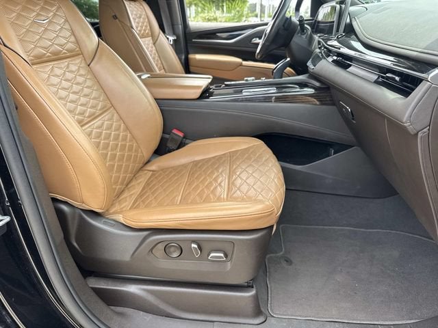 2023 Cadillac Escalade Sport