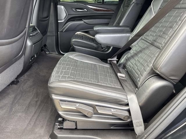 2022 Cadillac Escalade Sport Platinum