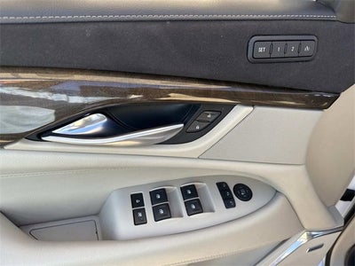 2018 Cadillac Escalade ESV Premium Luxury