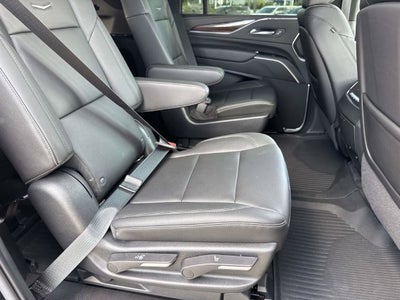 2022 Cadillac Escalade ESV Luxury