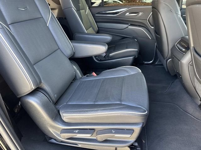 2023 Cadillac Escalade ESV Sport