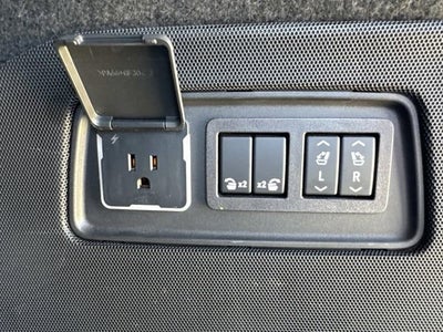 2023 Cadillac Escalade ESV Sport