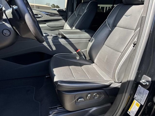 2023 Cadillac Escalade ESV Sport