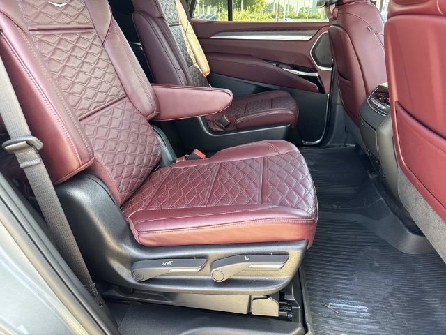 2025 Cadillac Escalade Sport