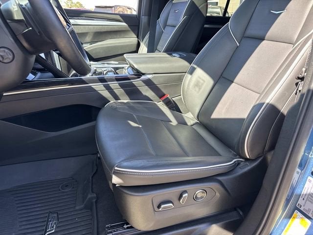 2025 Cadillac Escalade Sport