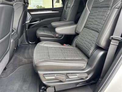 2025 Cadillac Escalade Sport Platinum