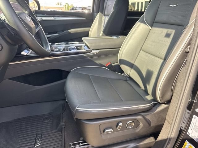 2025 Cadillac Escalade Sport