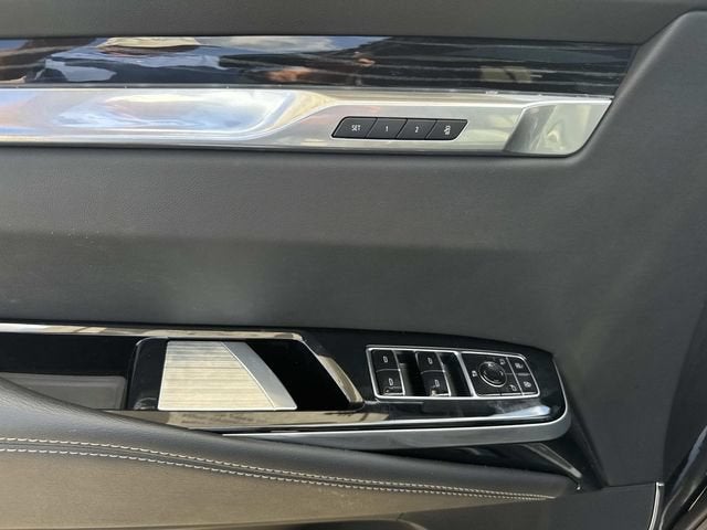 2025 Cadillac Escalade Sport