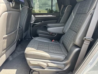 2025 Cadillac Escalade Sport Platinum