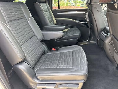 2025 Cadillac Escalade ESV Sport Platinum