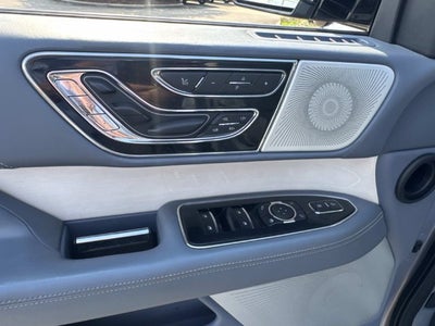 2018 Lincoln Navigator Black Label