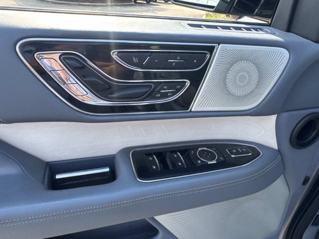 2018 Lincoln Navigator Black Label