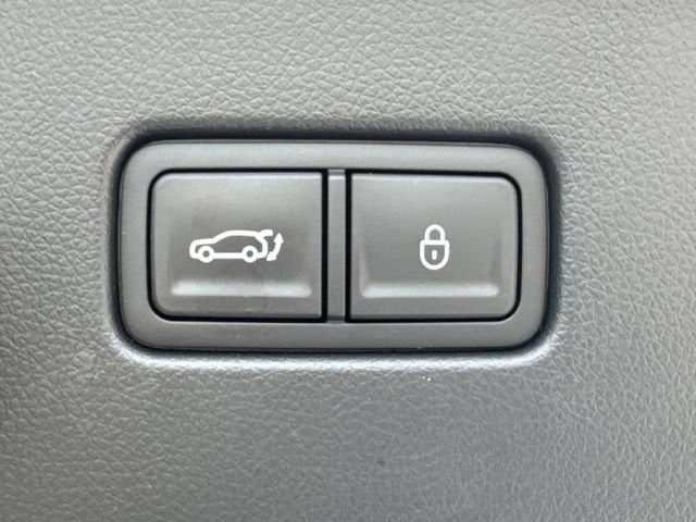 2023 Genesis GV60 Advanced