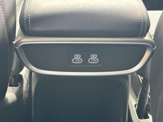 2023 Genesis GV60 Advanced