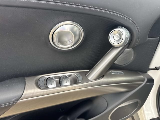 2023 Genesis GV60 Advanced