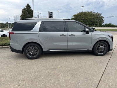 2025 Kia Carnival SX