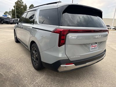 2025 Kia Carnival SX