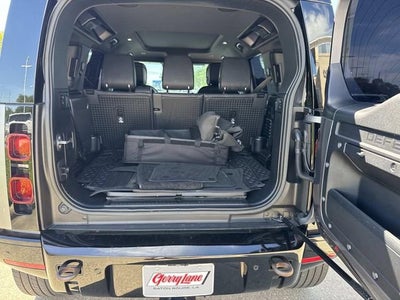2023 Land Rover Defender X-Dynamic SE