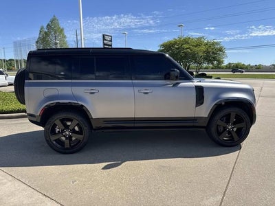 2023 Land Rover Defender X-Dynamic SE