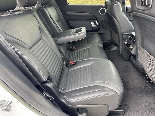 2023 Land Rover Discovery S R-Dynamic