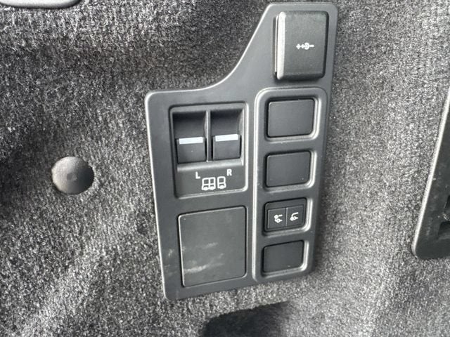 2023 Land Rover Discovery S R-Dynamic