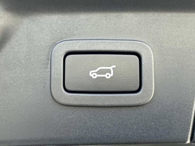 2022 Land Rover Range Rover Velar R-Dynamic S