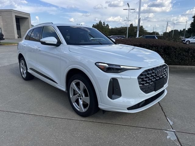 2025 Audi Q5 Premium Plus