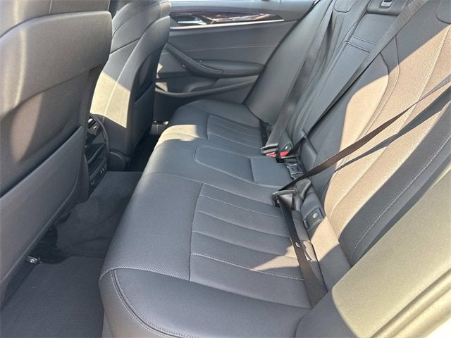 2022 BMW 5 Series 540i