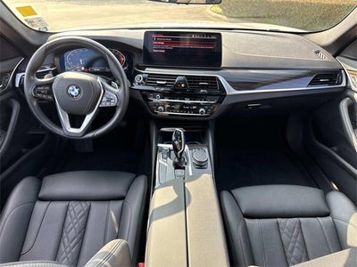2022 BMW 5 Series 540i
