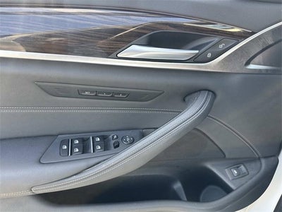 2022 BMW 5 Series 540i