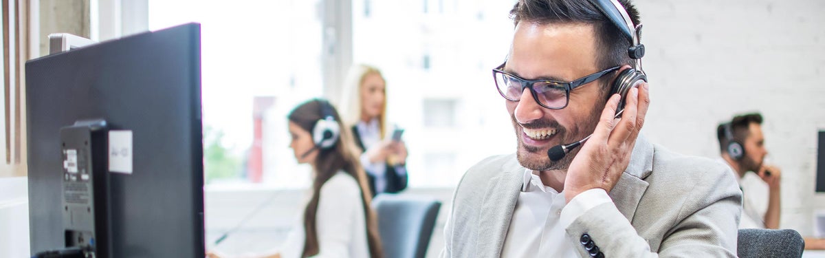 customer service respresentative talking to someone on the phone